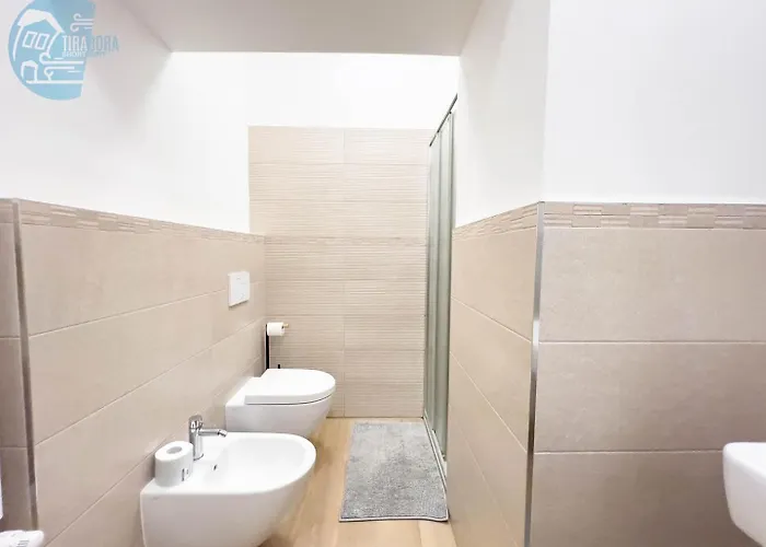 Imbriani 4s Tirabora Short Rent Trieste